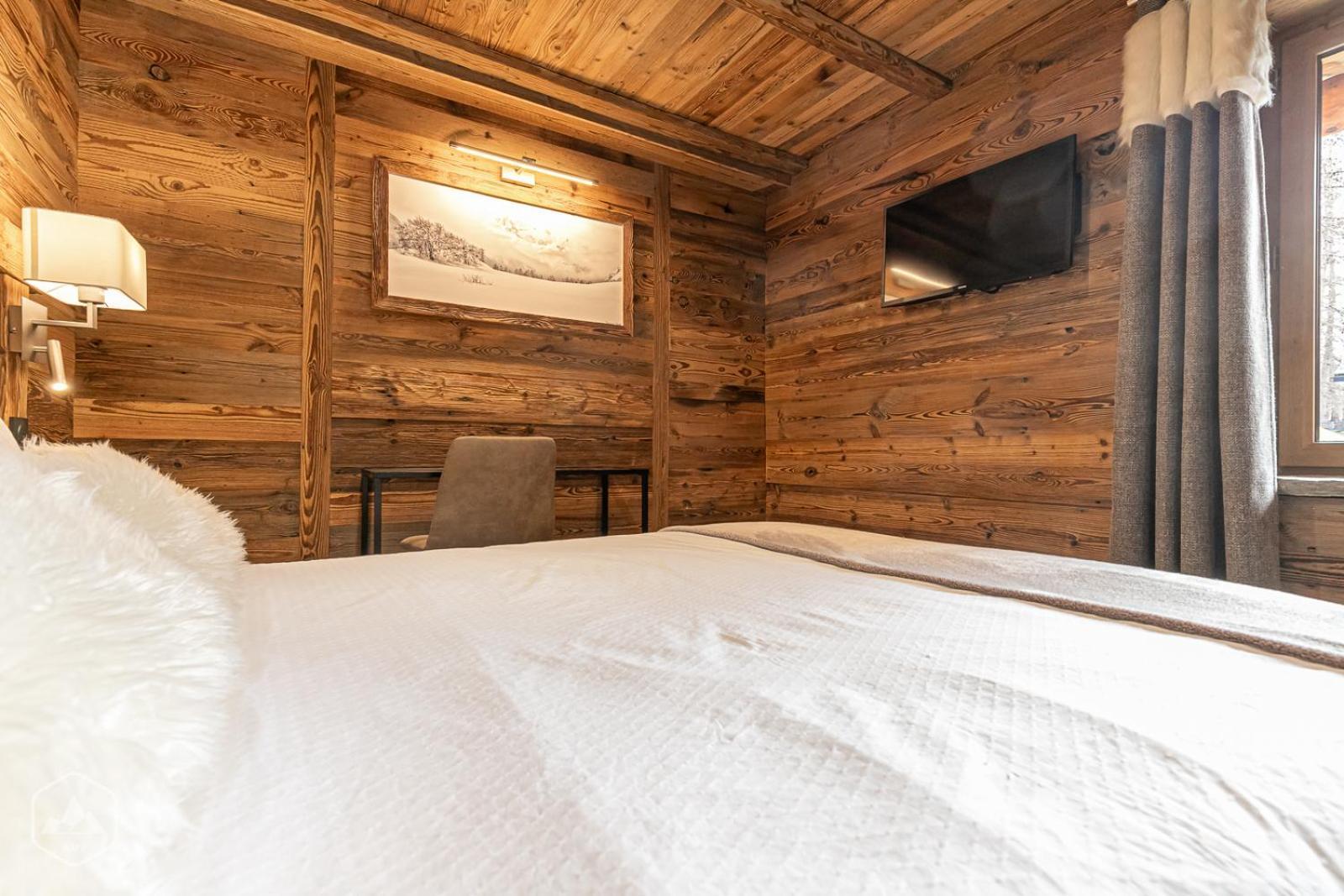 Chalet Les Cocales Residence Sejour Et Nuitees B&B - Appartement Pin Cembro Bessans Dış mekan fotoğraf